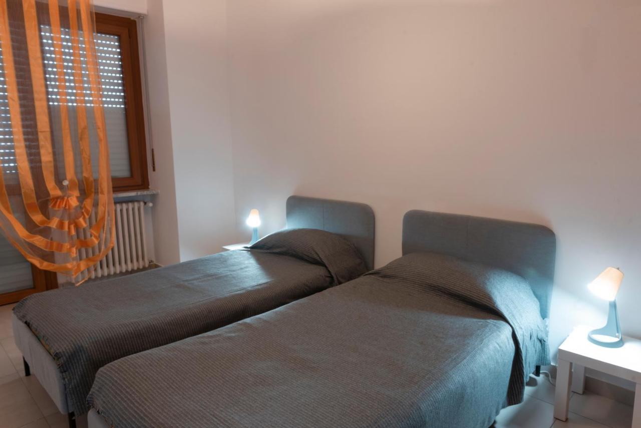 Dora Rooms And Terrace, Parco Dora Torino Eksteriør billede